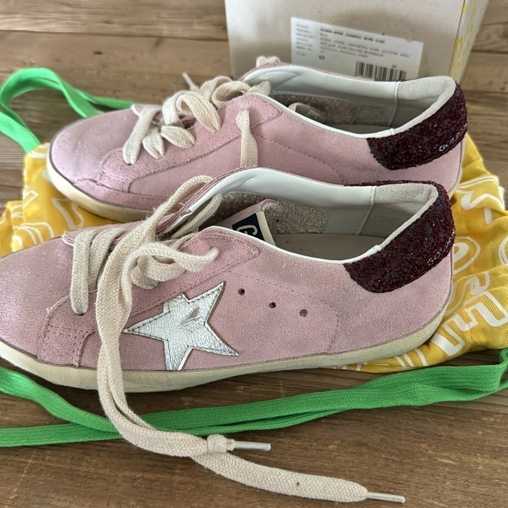 Girl Pink Suede Golden Goose Sneakers. Size 32